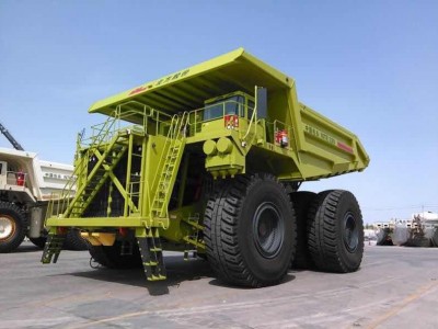 NTE330电动轮矿用自卸车